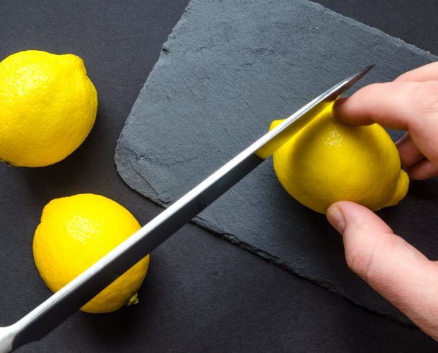 Pitabramble-Cocktail-lemon